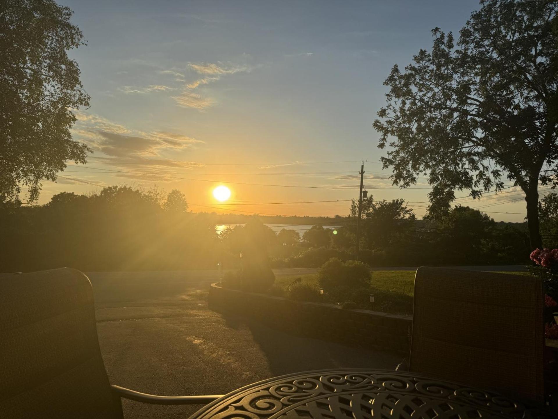 Lazy Dayz Vacation Rental Picton Extérieur photo